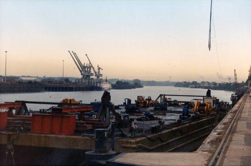 Iconographie - Installation du tablier central du pont de Saint-Nazaire