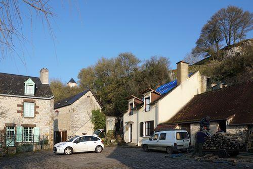 Iconographie - Maisons sur la rive de la Sarthe