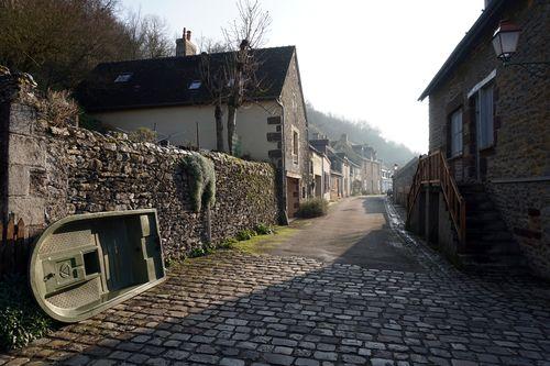 Iconographie - Maisons sur la rive de la Sarthe