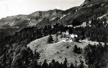 Iconographie - Col de la Faucille en descendant sur Gex