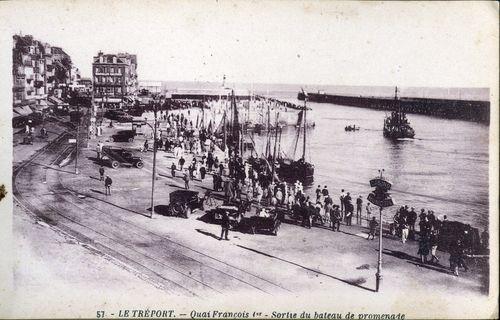 Iconographie - Quai François 1er - Sortie d'un bateau promenande