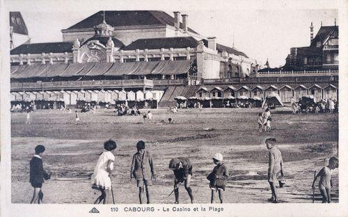 Iconographie - Le casino et la plage