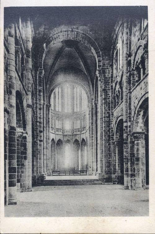 Iconographie - Abbaye du Mont Saint-Michel - Intérieur de l'église abbatiale
