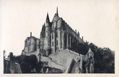 Iconographie - Abbaye du Mont Saint-Michel - La merveille vue des remparts