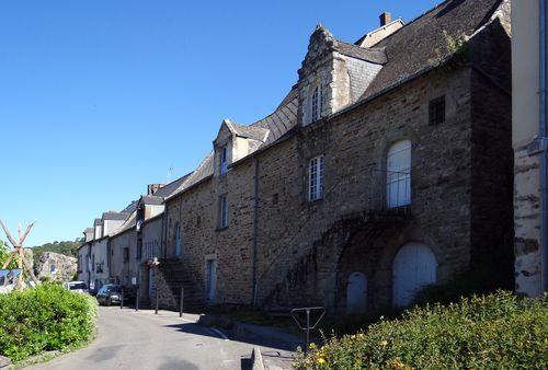 Iconographie - Maisons anciennes sur le quai