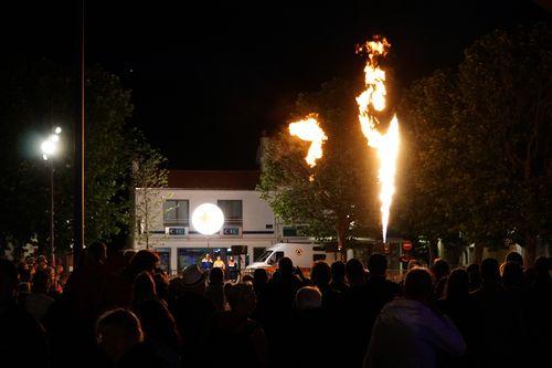 Iconographie - Feux de la Saint-Jean - Spectacle de lances-flammes