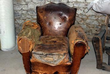 Iconographie - Fauteuil à refaire à l'Atelier du cuir de l'Atlantique