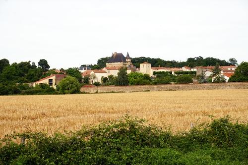 Iconographie - Vue sur le bourg