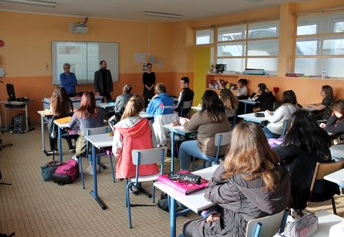 Iconographie - Intervention de l'OPCI au Lycée Saint-Clair