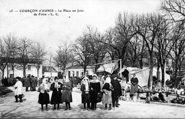 Iconographie - La place un jour de foire