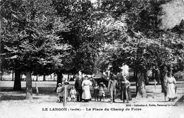 Iconographie - La place du champ de foire