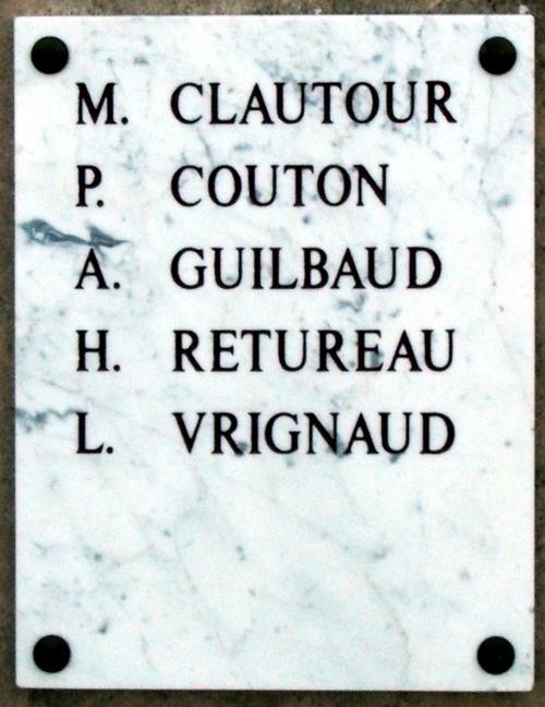 Iconographie - Plaque ajoutée pour les morts de 1914-18