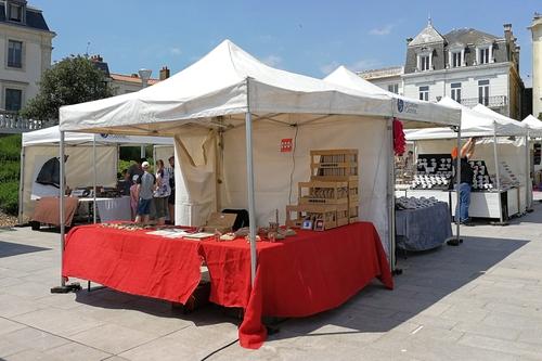 Iconographie - Marché artisanal des Sables-d'olonne