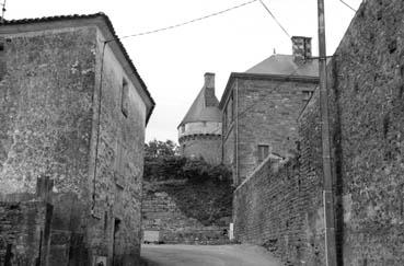 Iconographie - Vue d'une tour du château