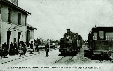 Iconographie - La gare - Arrivée d'un train allant de Legé à La Roche-sur-Yon