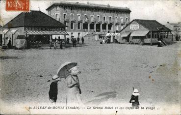 Iconographie - Le Grand Hôtel et les cafés de la plage