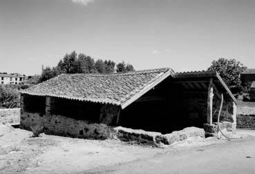 Iconographie - Le lavoir dans le bourg