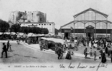 Iconographie - Les halles et le donjon