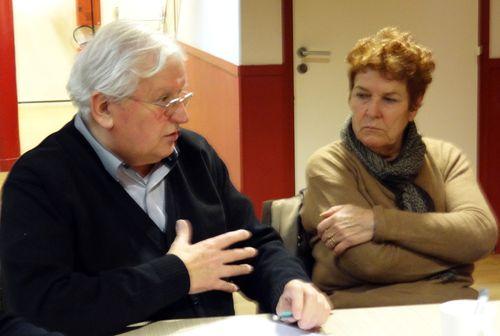 Iconographie - Réunion pour l'inscription à l'inventaire national de la ronde chantée