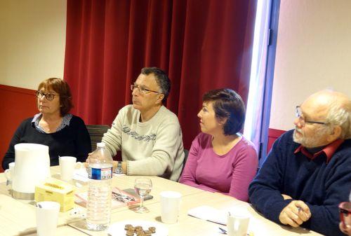 Iconographie - Réunion pour l'inscription à l'inventaire national de la ronde chantée