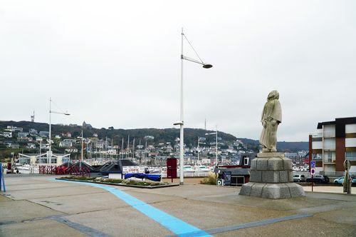 Iconographie - L'esplanade du bord de mer