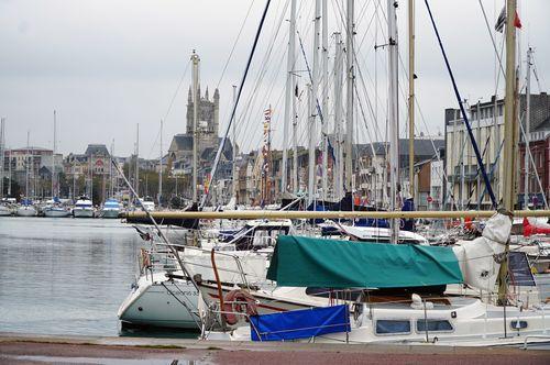 Iconographie - Le port de plaisance