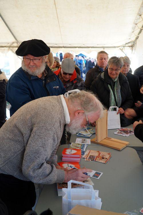 Iconographie - Fête du hareng - Michel Colleu en dédicaces