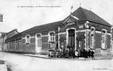 Iconographie - La Mairie et le groupe scolaire