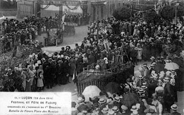 Iconographie - Festival et fête des fleurs - Bataille de fleurs place des Acacias