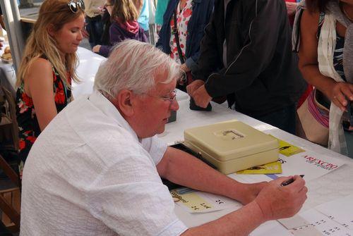 Iconographie - L'équipe repas à fête de la Saint-Jean