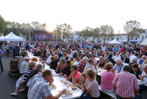 Iconographie - Le public à fête de la Saint-Jean