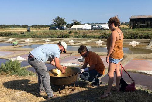 Iconographie - Faire broumer la poêle à la Saint-Jean