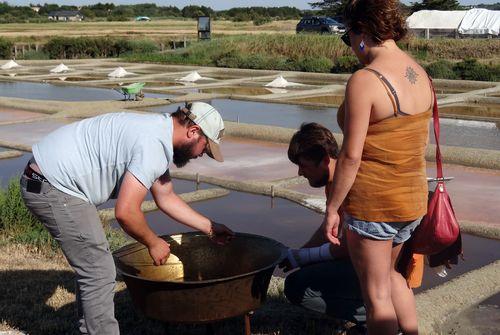 Iconographie - Faire broumer la poêle à la Saint-Jean