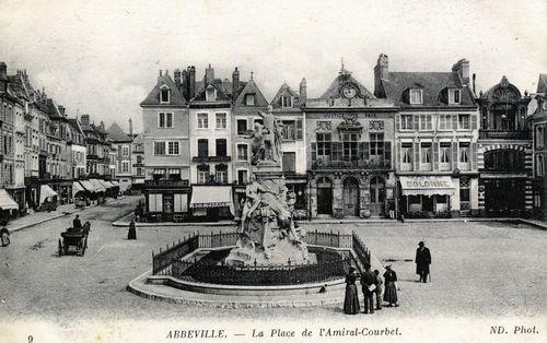 Iconographie - La place de l'Amiral Courbet