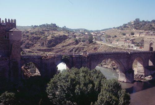 Iconographie - Tolède - Pont de San Martin  XIIIe-XIVe s.