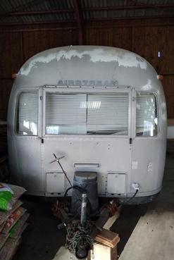 Iconographie - Caravane Airstream avant restauration pour l'épistream