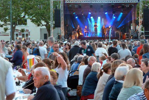 Iconographie - Fête de la Saint-Jean - Mes souliers sont rouges