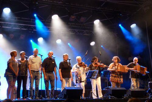 Iconographie - Fête de la Saint-Jean - Elèves du CMDT Arexcpo