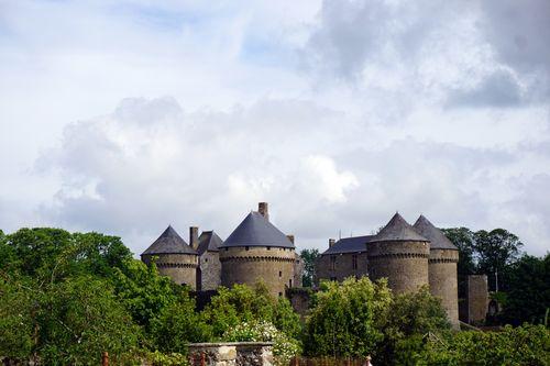 Iconographie - Le château de Lassay