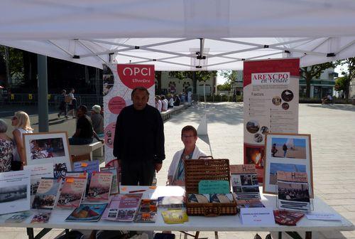 Iconographie - Fête de la Saint-Jean - Stand librairie Arexcpo