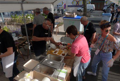 Iconographie - Fête de la Saint-Jean - Préparation des repas