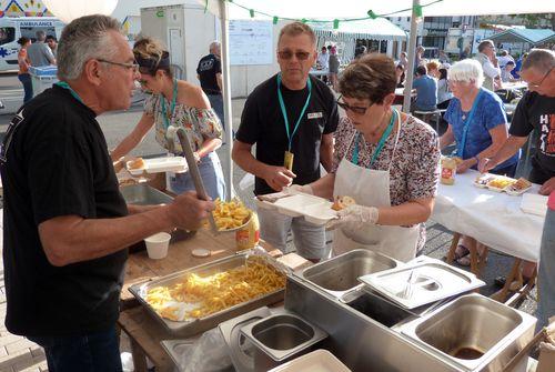 Iconographie - Fête de la Saint-Jean - Préparation des repas