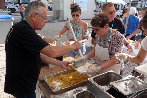 Iconographie - Fête de la Saint-Jean - Préparation des repas