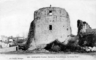 Iconographie - Ruines du Vieux Château, la grosse tour