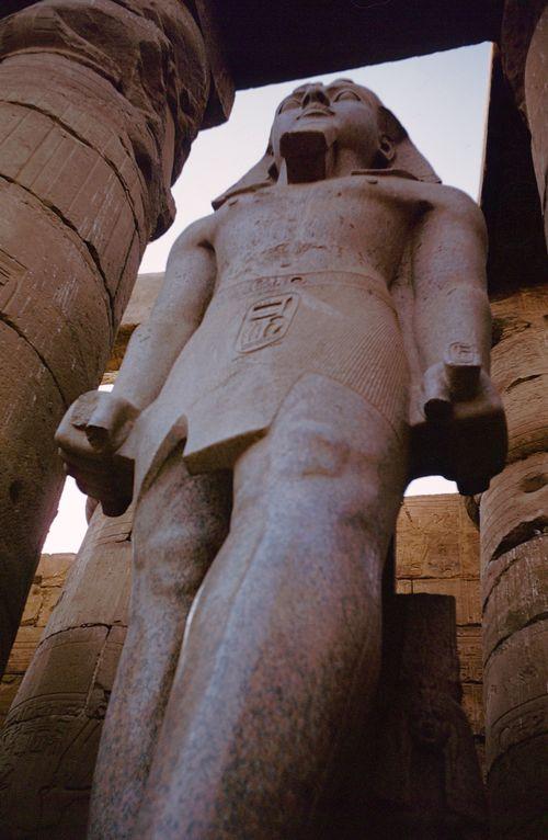 Iconographie - Statue de Ramsès 