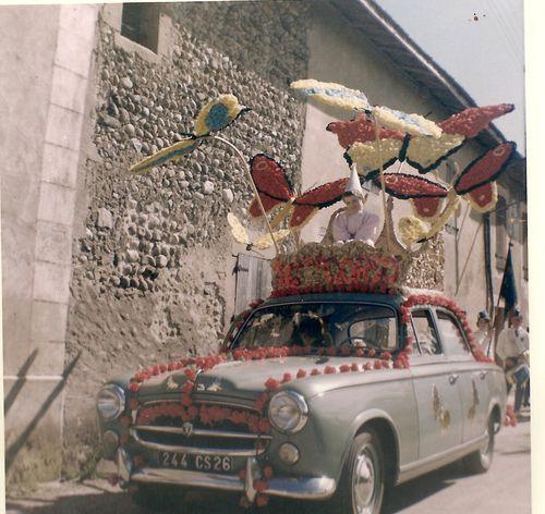 Iconographie - La voiture radio