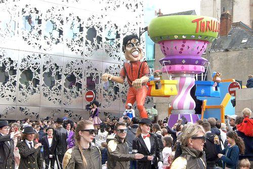 iconographie - Carnaval de Nantes - char '50 nuances de Jackson'