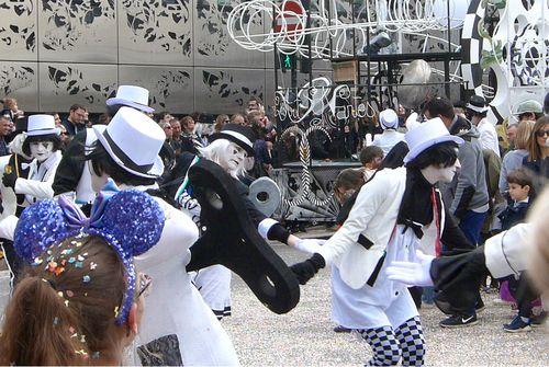 Iconographie - Carnaval de Nantes - ensemble carnavalesque 'Des Arts So Nantes'