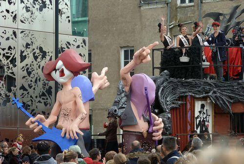 Iconographie - Carnaval de Nantes - char 'Métal'