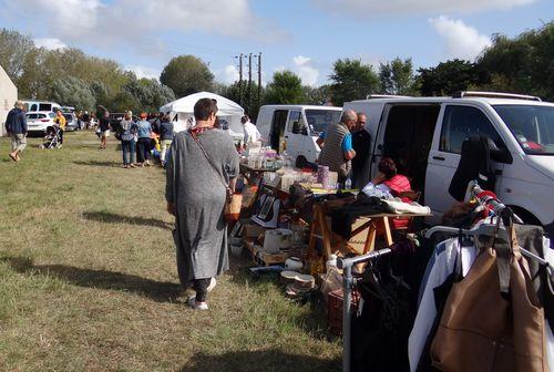 Iconographie - Gageries de la Saint-Michel - Le vide-grenier